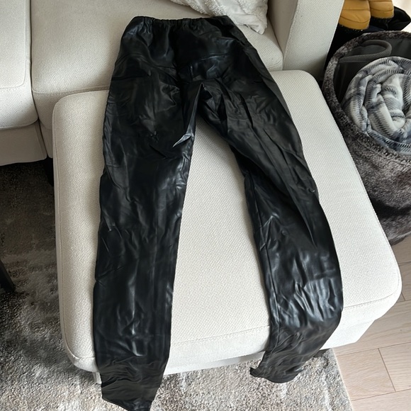 Daria XS Wilfred Leather leggings - Picture 2 of 3